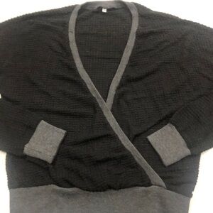 Unbranded Knit Sweater black and gray.Size small.